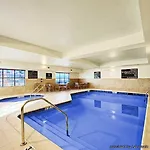 Hampton Inn & Suites Lancaster 
